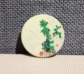 亮寶樓文創 當苗威的畫筆遇上藝術衍生品，一場美學生活的重構
